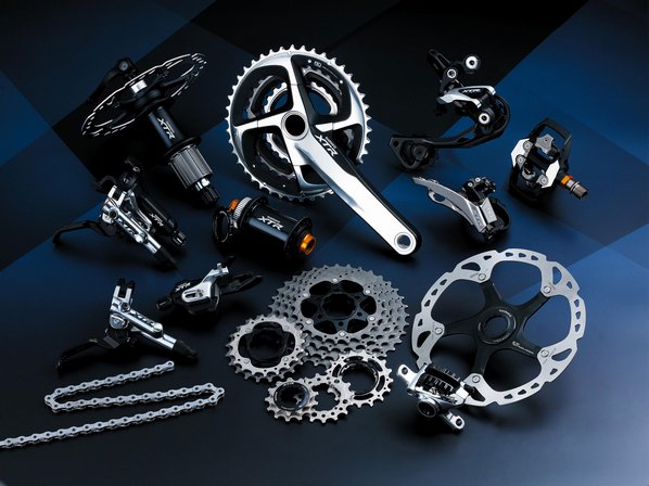 XTR-group-AM